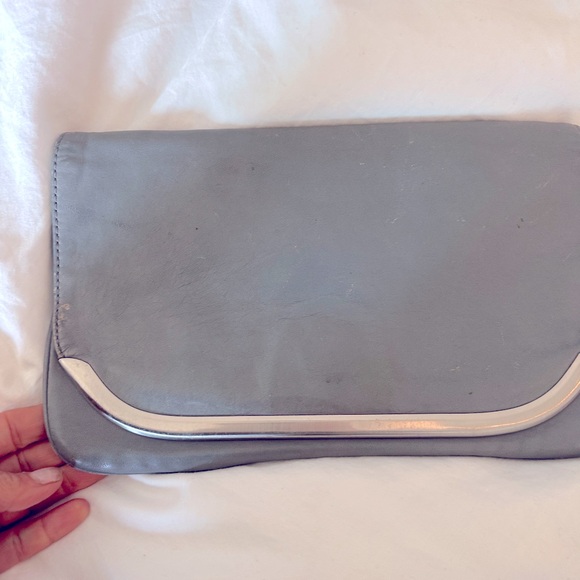Vintage Banana Republic Leather Clutch. Minimalist style. - Picture 2 of 3